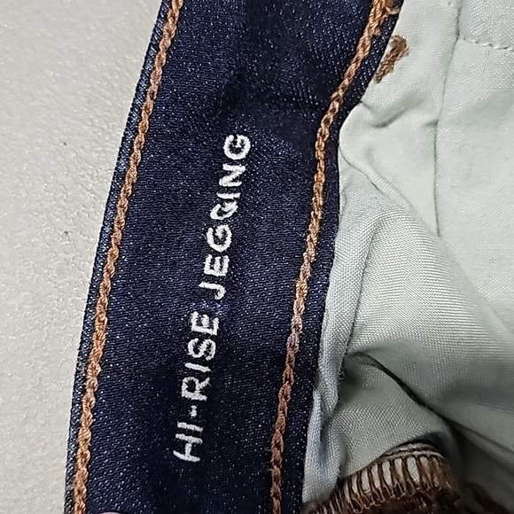 American Eagle dark wash next level stretch size 4 high rise jeggings - Picture 7 of 8